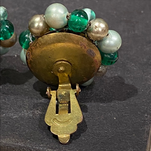 Japan Vintage Glass and Acrylic Cluster Earrings with Green Beads - Picture 6 of 7